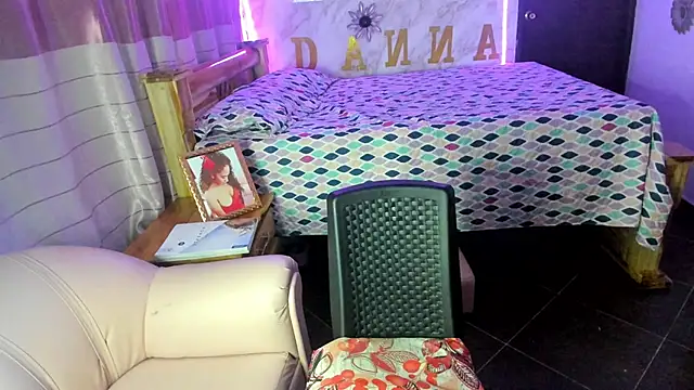 rayza mature 154 online show from February 9, 11:04 pm