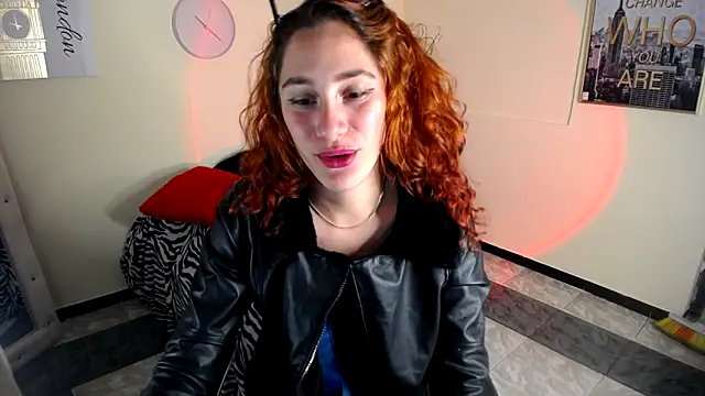 IsaBaileys  online show from March 21, 1:13 am