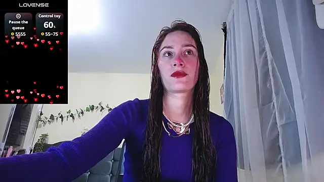 IsaBaileys  online show from February 12, 11:55 pm