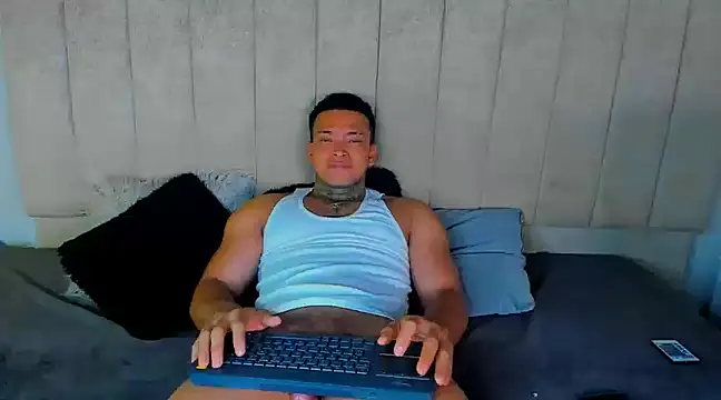 Stiven collins online show from December 31, 7:20 am