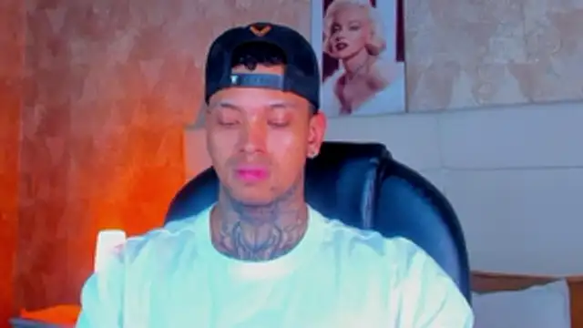 Stiven collins online show from January 31, 7:11 pm