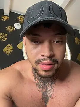 Snapshot of Stiven_collins chatting on June 30, 7:53 am Stiven collins online show from June 30, 7:53 am