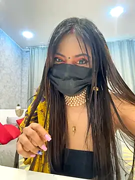 Monalisadon018 online show from December 8, 9:35 am