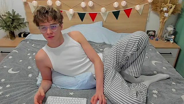 Fandi 777 online show from January 21, 2:48 pm