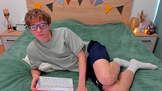 Fandi 777 online show from September 28, 11:15 am