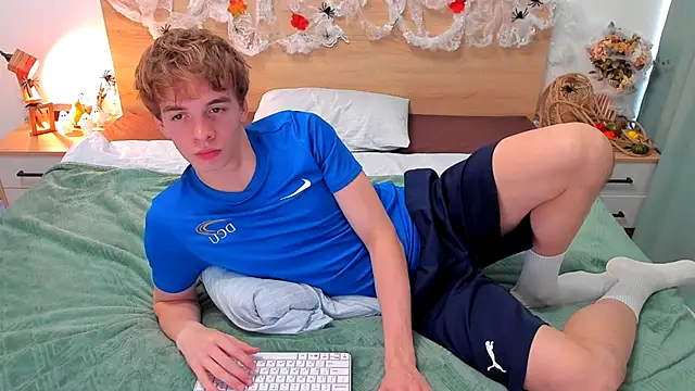 Fandi 777 online show from October 12, 8:35 am