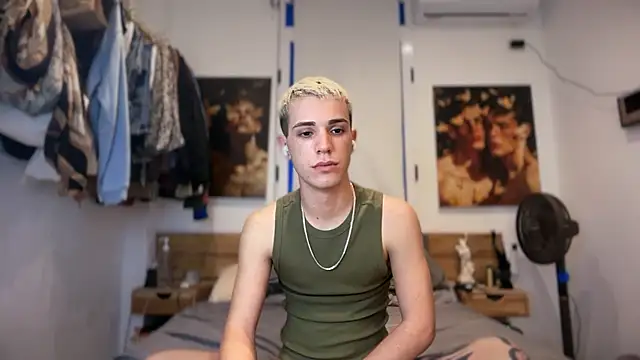 Snapshot of Cristian_Delgado chatting on February 23, 6:00 am Cristian Delgado online show from February 23, 6:00 am