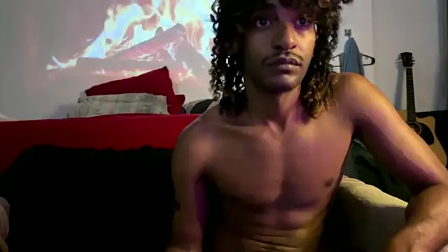 Snapshot of gerson173Hugo chatting on May 9, 10:37 pm gerson173Hugo online show from May 9, 10:37 pm