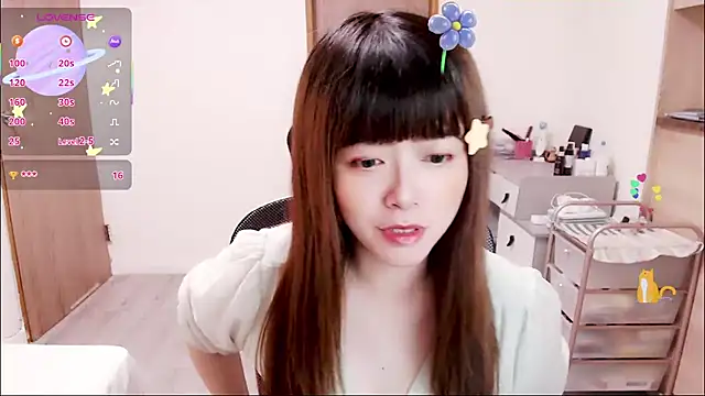 Snapshot of a0513 chatting on November 3, 3:13 pm a0513 online show from November 3, 3:13 pm