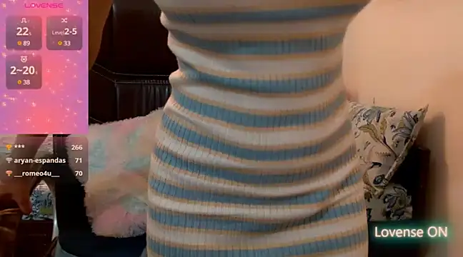 adore khushbu online show from December 19, 6:23 pm