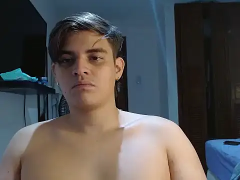 Snapshot of BadBunny_69 chatting on January 7, 8:28 am BadBunny 69 online show from January 7, 8:28 am