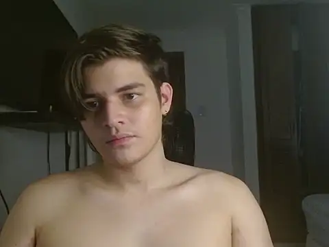 Snapshot of BadBunny_69 chatting on February 10, 9:19 pm BadBunny 69 online show from February 10, 9:19 pm