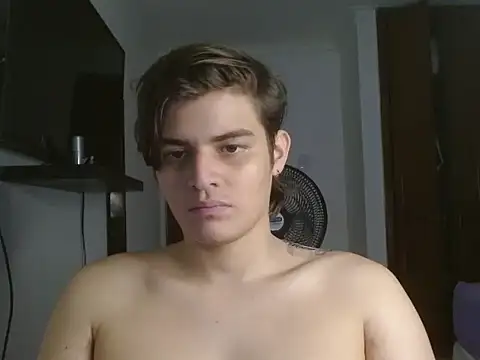 Snapshot of BadBunny_69 chatting on February 19, 7:21 pm BadBunny 69 online show from February 19, 7:21 pm