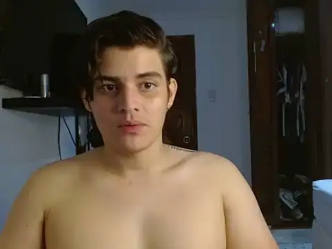 Snapshot of BadBunny_69 chatting on February 25, 3:16 am BadBunny 69 online show from February 25, 3:16 am