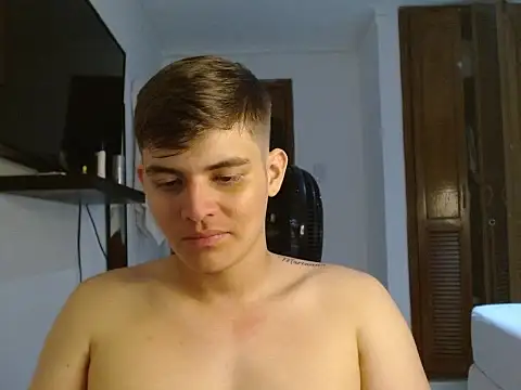 Snapshot of BadBunny_69 chatting on March 12, 2:29 am BadBunny 69 online show from March 12, 2:29 am