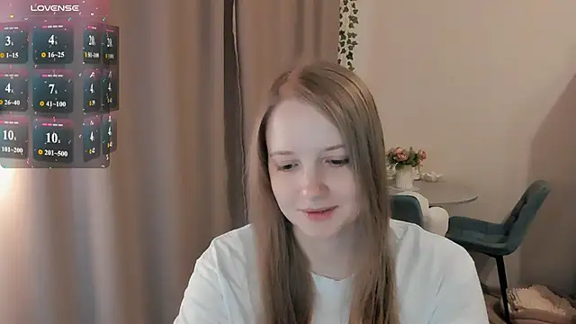 Snapshot of Alyaley chatting on July 2, 11:05 am Alyaley online show from July 2, 11:05 am