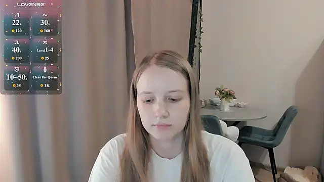Snapshot of Alyaley chatting on July 12, 9:39 pm Alyaley online show from July 12, 9:39 pm