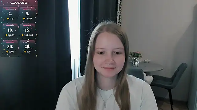 Snapshot of Alyaley chatting on July 31, 5:40 am Alyaley online show from July 31, 5:40 am