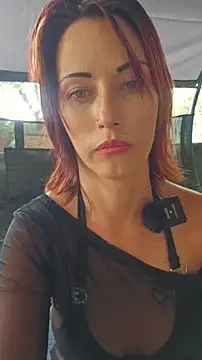 Snapshot of Astoria_Moon chatting on December 4, 10:46 am Astoria Moon online show from December 4, 10:46 am