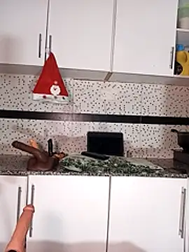 Bella045 online show from December 14, 6:30 am