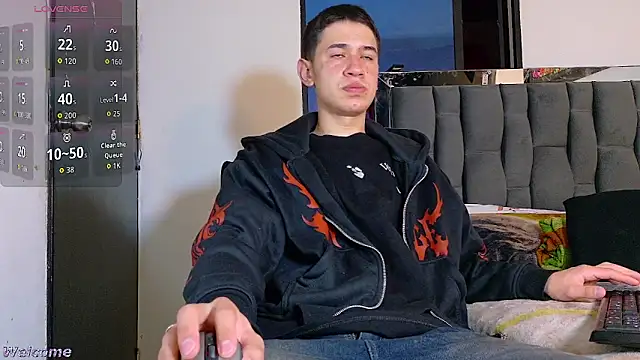 Mr daren  online show from February 2, 6:28 pm