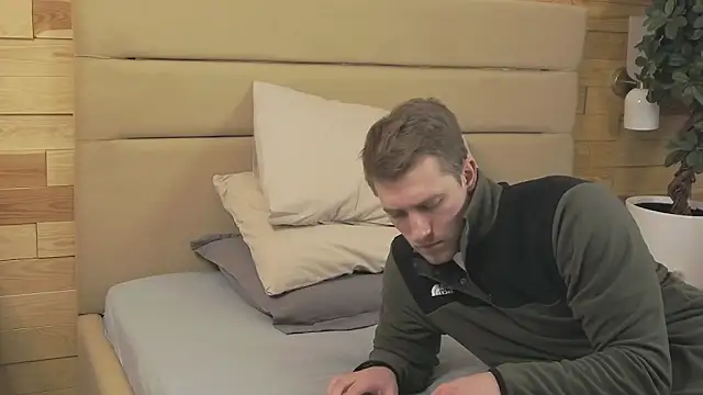 Snapshot of EthanPinkman chatting on November 5, 4:45 am EthanPinkman online show from November 5, 4:45 am