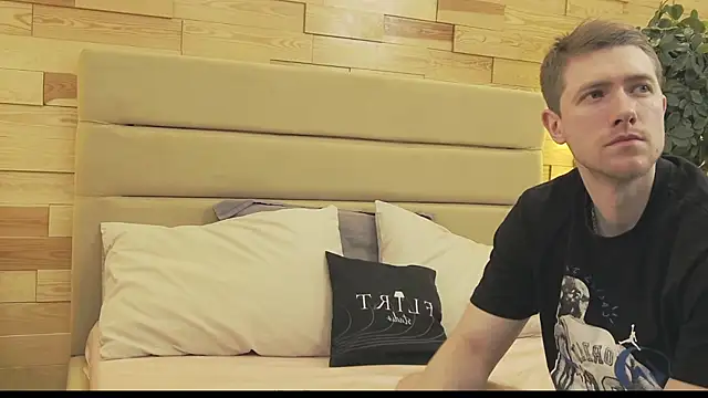 Snapshot of EthanPinkman chatting on November 29, 4:26 am EthanPinkman online show from November 29, 4:26 am