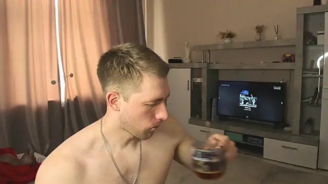 EthanPinkman online show from June 19, 5:23 am