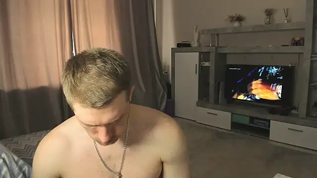 EthanPinkman online show from June 20, 5:54 am