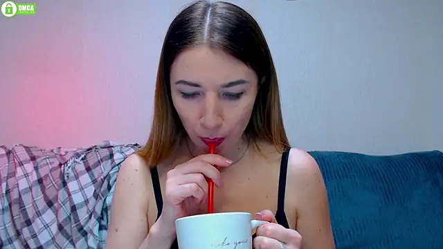 Snapshot of Sweet___Amelia chatting on October 6, 10:34 am Sweet Amelia online show from October 6, 10:34 am