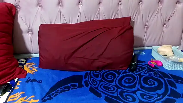 SweetMellowX1 online show from December 22, 3:14 am