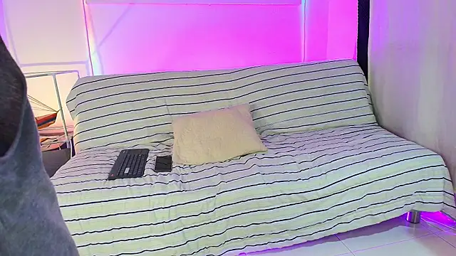 Katta150411 online show from July 5, 4:19 am