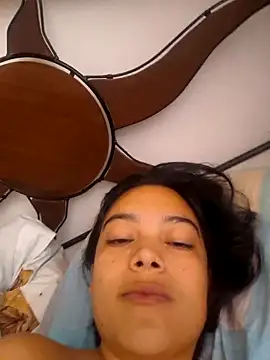 littlemelii online show from February 13, 6:59 pm