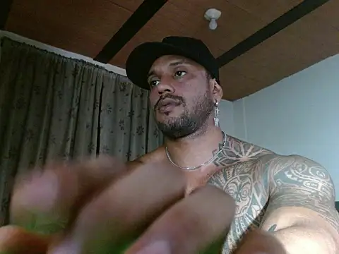 manolofitt online show from May 16, 6:39 pm