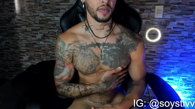 Seth Owner online show from February 8, 4:57 pm