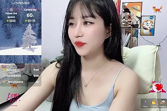  LLisa  online show from February 18, 8:58 pm