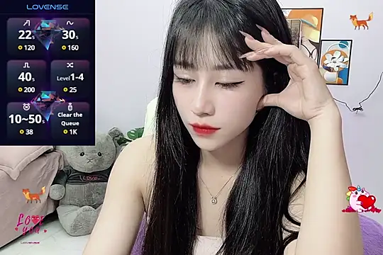  LLisa  online show from March 12, 6:55 pm