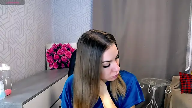 Snapshot of Naughty__Megan chatting on February 22, 5:34 am Naughty Megan online show from February 22, 5:34 am