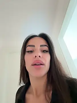 Snapshot of Alisa-Marie chatting on March 14, 11:01 am Alisa-Marie online show from March 14, 11:01 am