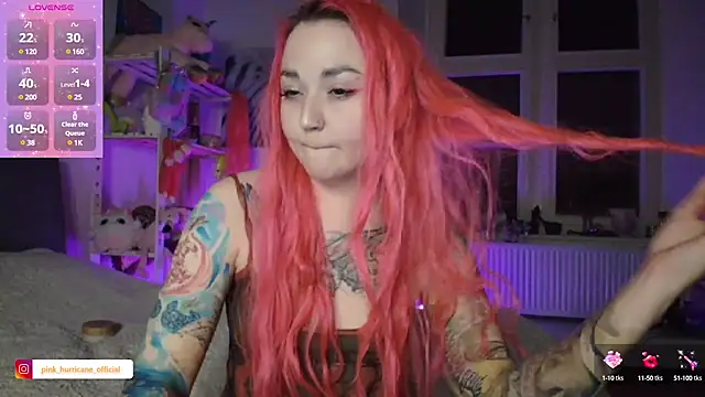 Snapshot of PinkHurricaneOfficial chatting on January 21, 7:39 pm PinkHurricaneOfficial online show from January 21, 7:39 pm