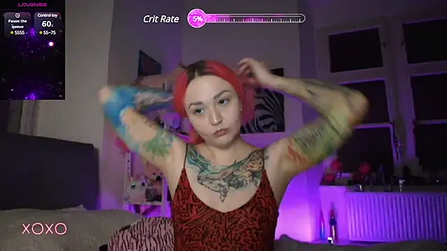 Snapshot of PinkHurricaneOfficial chatting on February 18, 5:10 pm PinkHurricaneOfficial online show from February 18, 5:10 pm