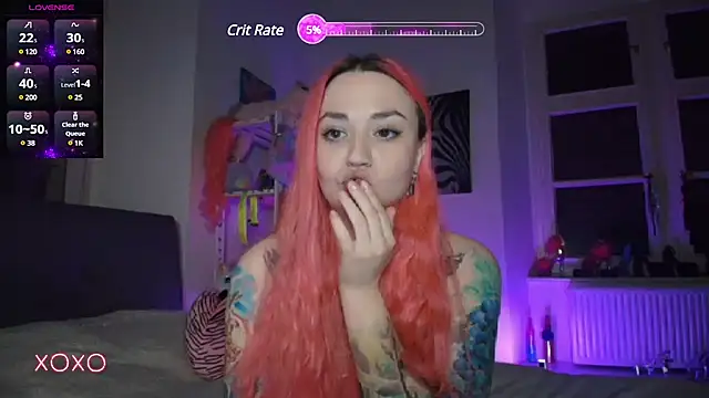 Snapshot of PinkHurricaneOfficial chatting on February 24, 10:25 pm PinkHurricaneOfficial online show from February 24, 10:25 pm