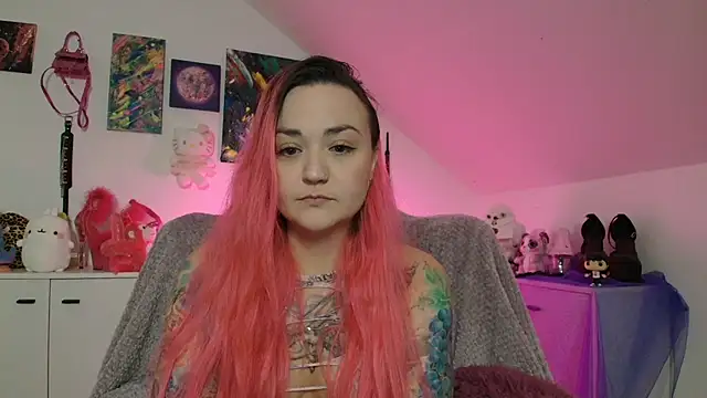 Snapshot of PinkHurricaneOfficial chatting on September 28, 7:30 pm PinkHurricaneOfficial online show from September 28, 7:30 pm