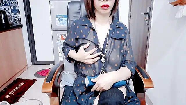 Miu-Le online show from January 13, 7:19 pm