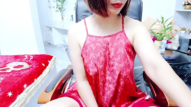 Snapshot of Miu-Le chatting on June 13, 8:23 am Miu-Le online show from June 13, 8:23 am