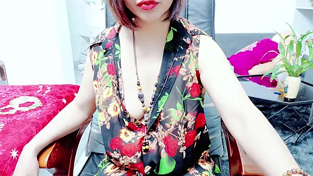 Snapshot of Miu-Le chatting on June 17, 8:17 am Miu-Le online show from June 17, 8:17 am