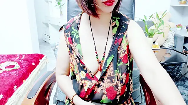Snapshot of Miu-Le chatting on June 18, 4:55 pm Miu-Le online show from June 18, 4:55 pm