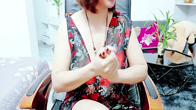 Snapshot of Miu-Le chatting on June 29, 8:31 am Miu-Le online show from June 29, 8:31 am