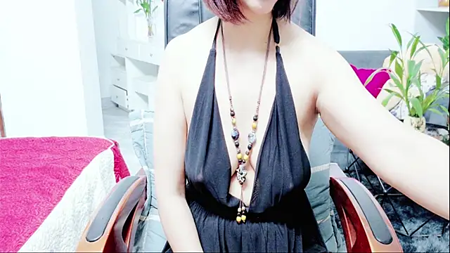 Snapshot of Miu-Le chatting on July 6, 6:43 pm Miu-Le online show from July 6, 6:43 pm