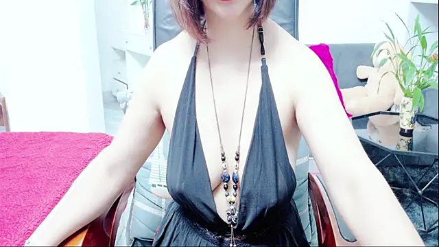 Snapshot of Miu-Le chatting on July 10, 7:34 am Miu-Le online show from July 10, 7:34 am